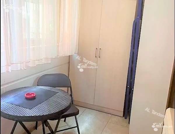 3-senyakanoc-bnakaran-vacharq-Yerevan-Arabkir