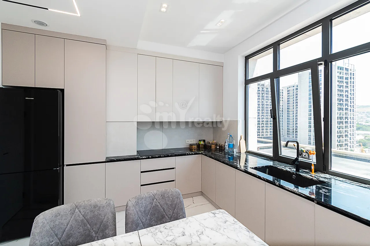 4 bedroom apartment for sale Arshakunyats Ave, Center Yerevan, 160978