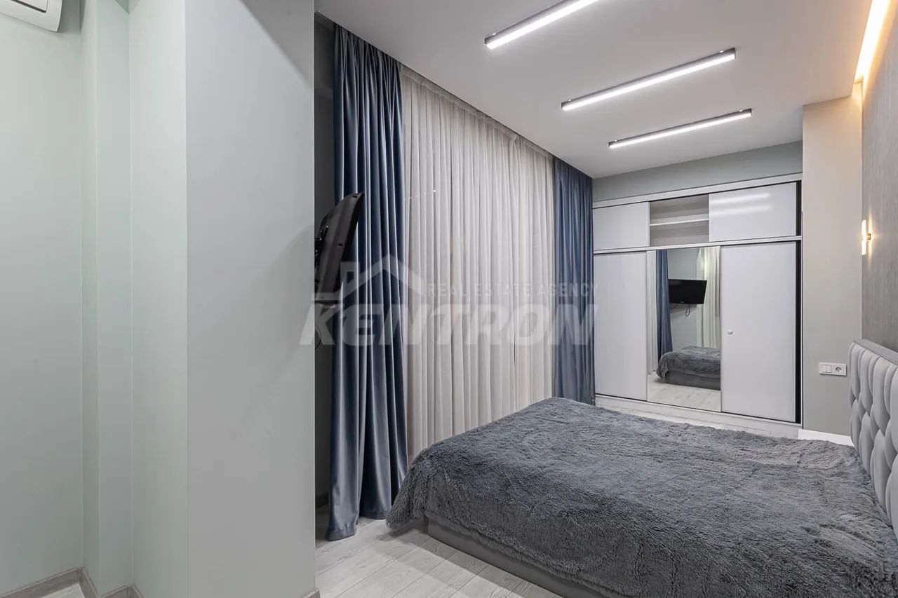 Снять 3 комнатную квартиру Н. Зарян стр, Арабкир Ереван, 159051