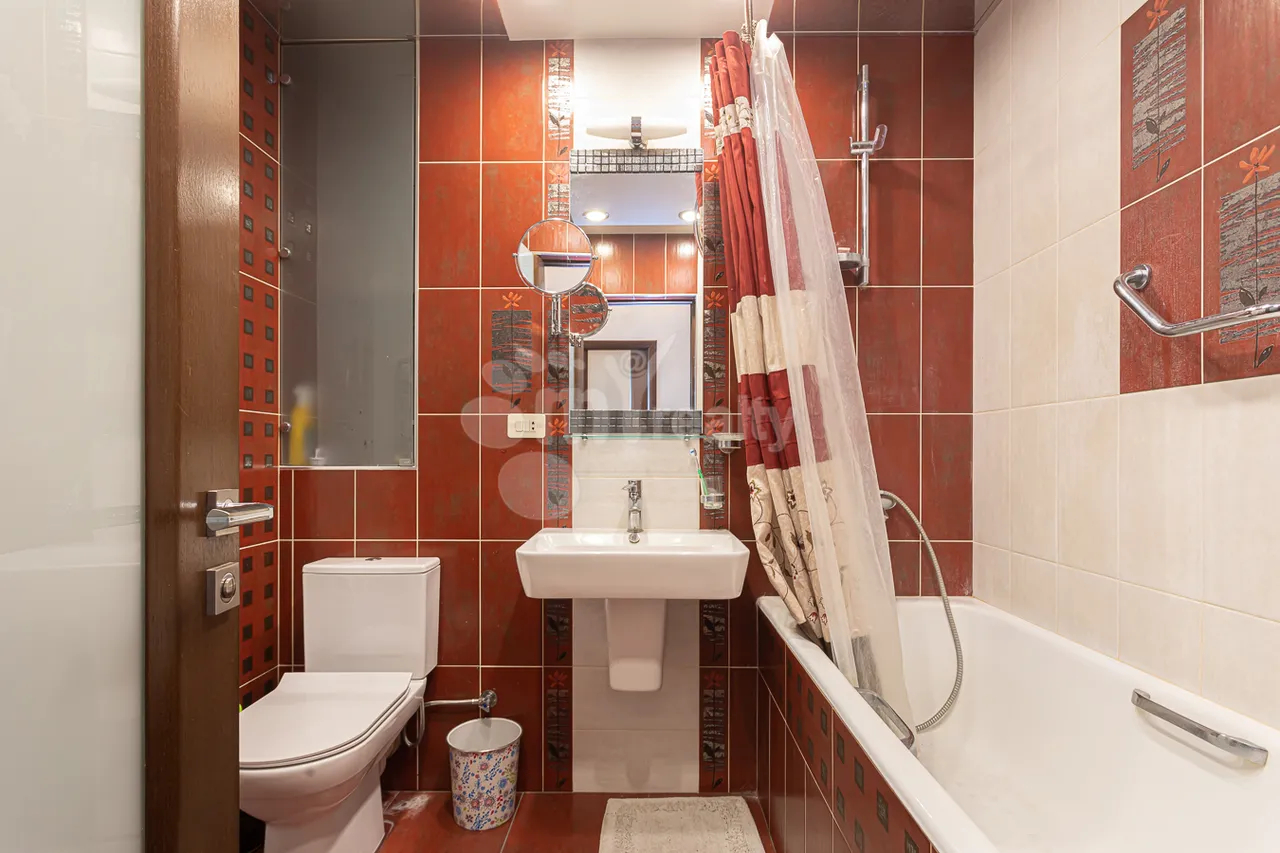 2 սենյականոց բնակարան վարձով Քեռու փող, Արաբկիր Երևան, 160082