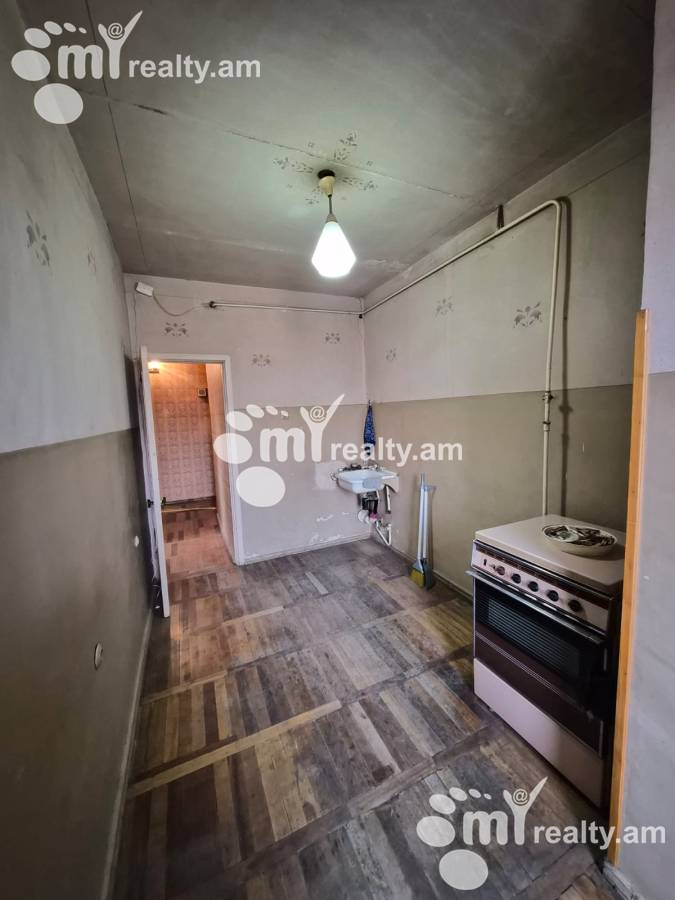 2 սենյականոց բնակարան  Շիրվանզադեի փող, Արաբկիր Երևան, 158410