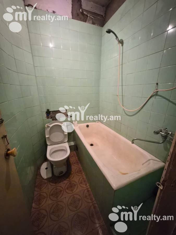 2 սենյականոց բնակարան  Շիրվանզադեի փող, Արաբկիր Երևան, 158410