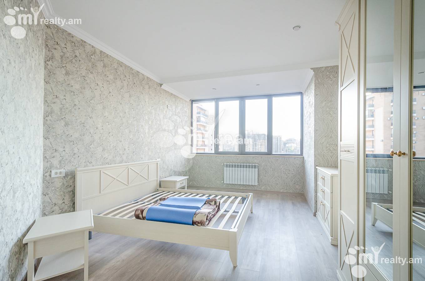 3 bedroom apartment for sale Teryan St, Center Yerevan, 152360