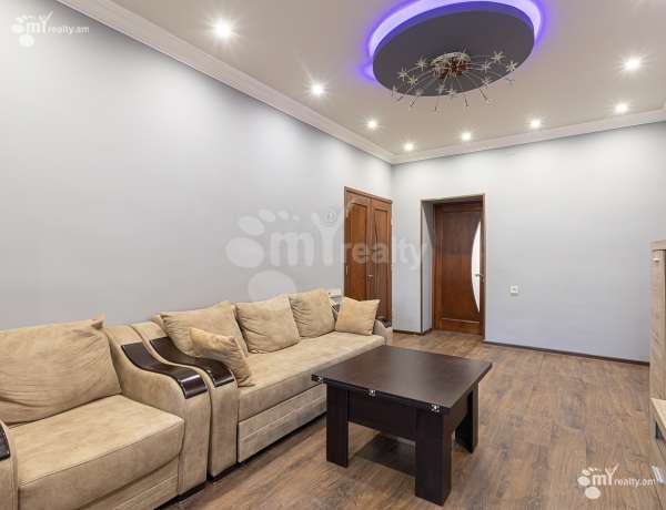 3-senyakanoc-bnakaran-vacharq-Yerevan-Ajapnyak