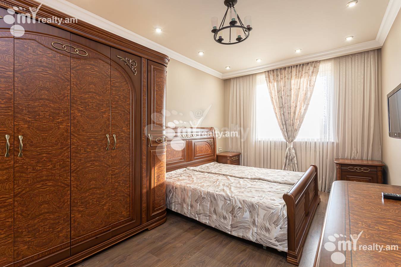 3 bedroom apartment for sale خیابان لِنینگراندیان, آچاپنیاک ایروان, 156721