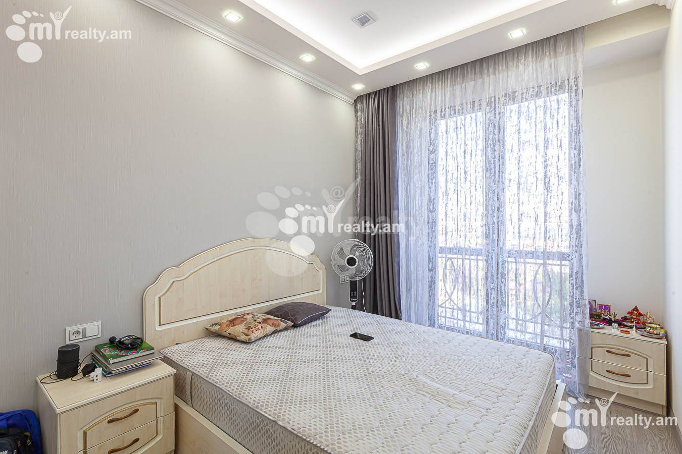 Купить 5 комнатную квартиру Сасна Црер ул., Давташен Ереван, 153655