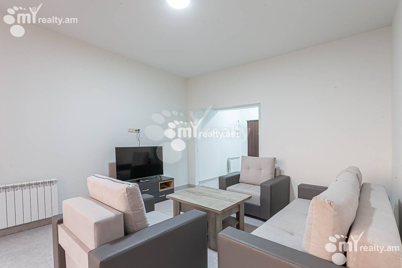 3 bedroom apartment for rent خیابان آرگیشتی, مرکز شهر ایروان, 154236
