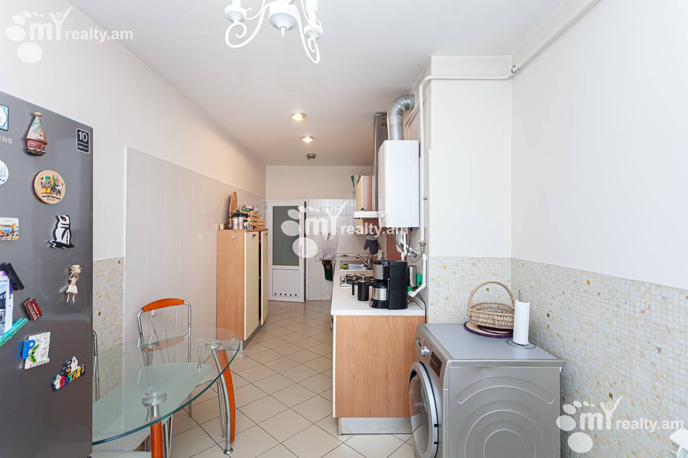 3 սենյականոց բնակարան  Նալբանդյան փող, Կենտրոն Երևան, 152406