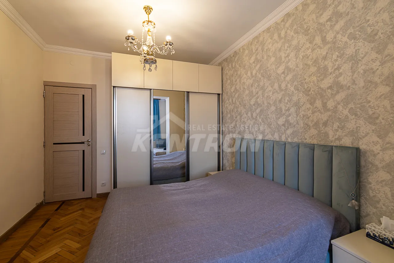 3 bedroom apartment for sale Hr.Kochar St, Arabkir Yerevan, 159108