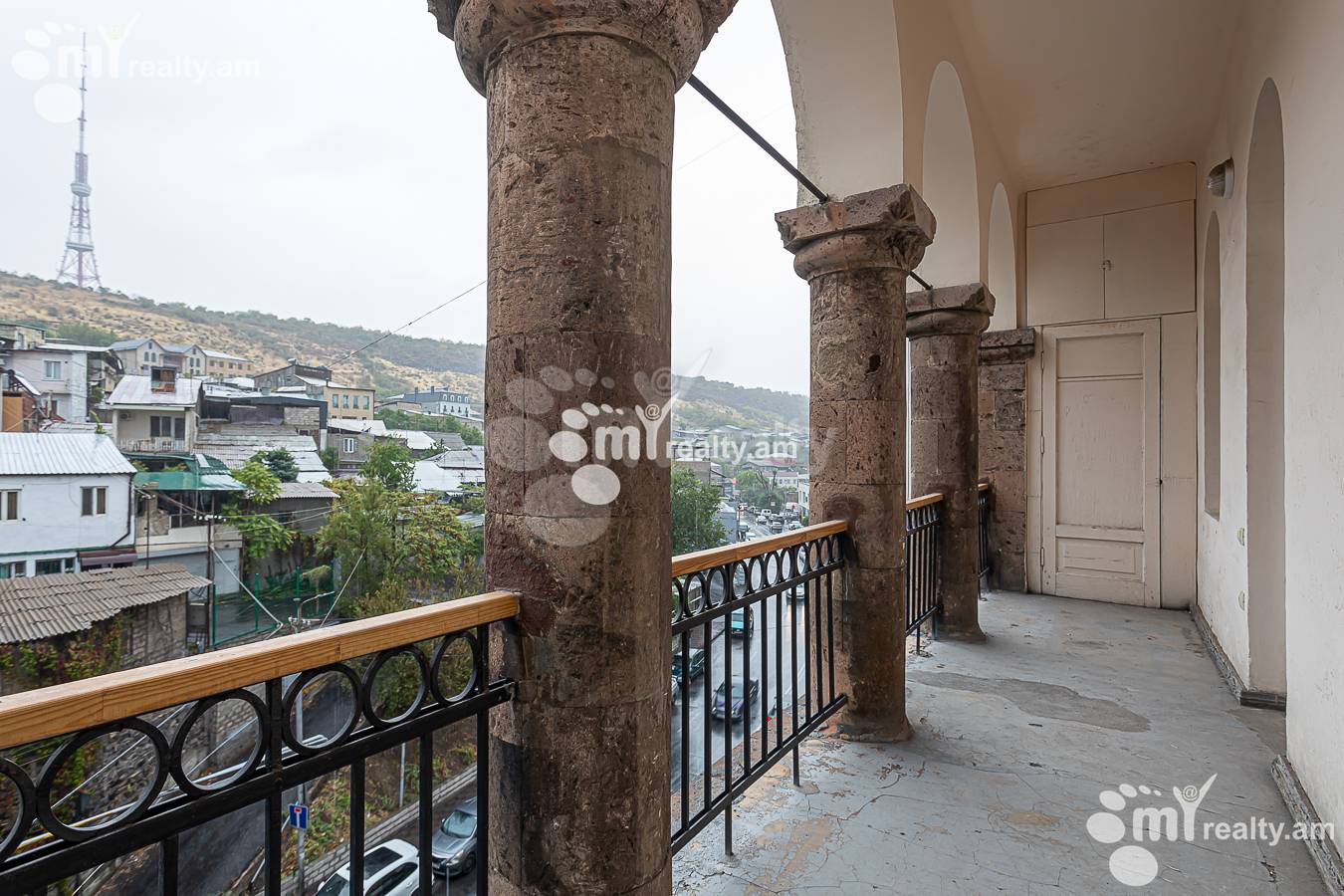 3 bedroom apartment for sale Charents St, Center Yerevan, 156877