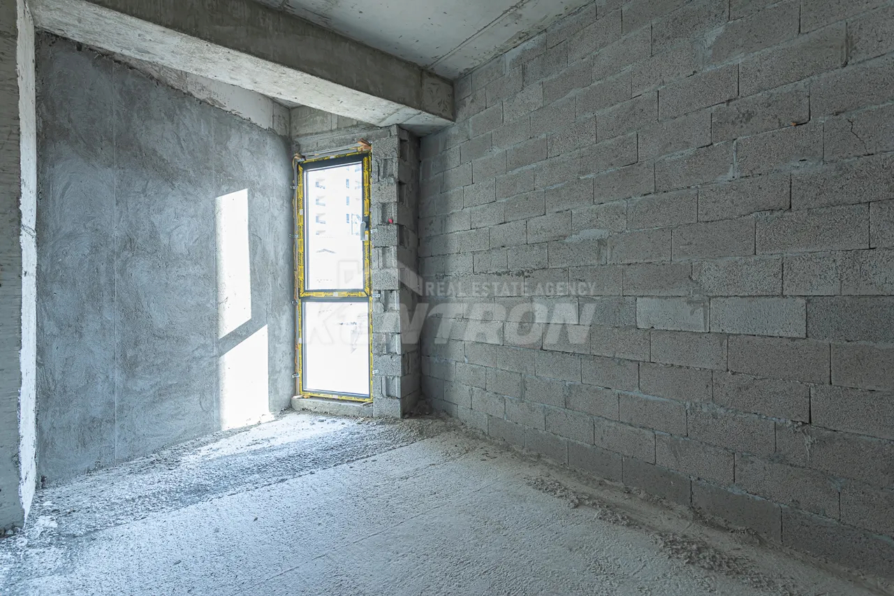 4 bedroom apartment for sale خیابان لئو, مرکز شهر ایروان, 157438