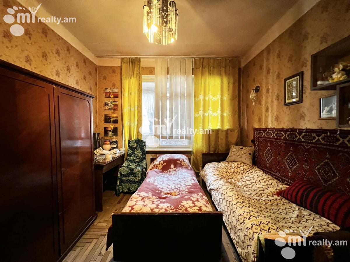 Купить 2 комнатную квартиру Амбардзумян ул, Арабкир Ереван, 129145