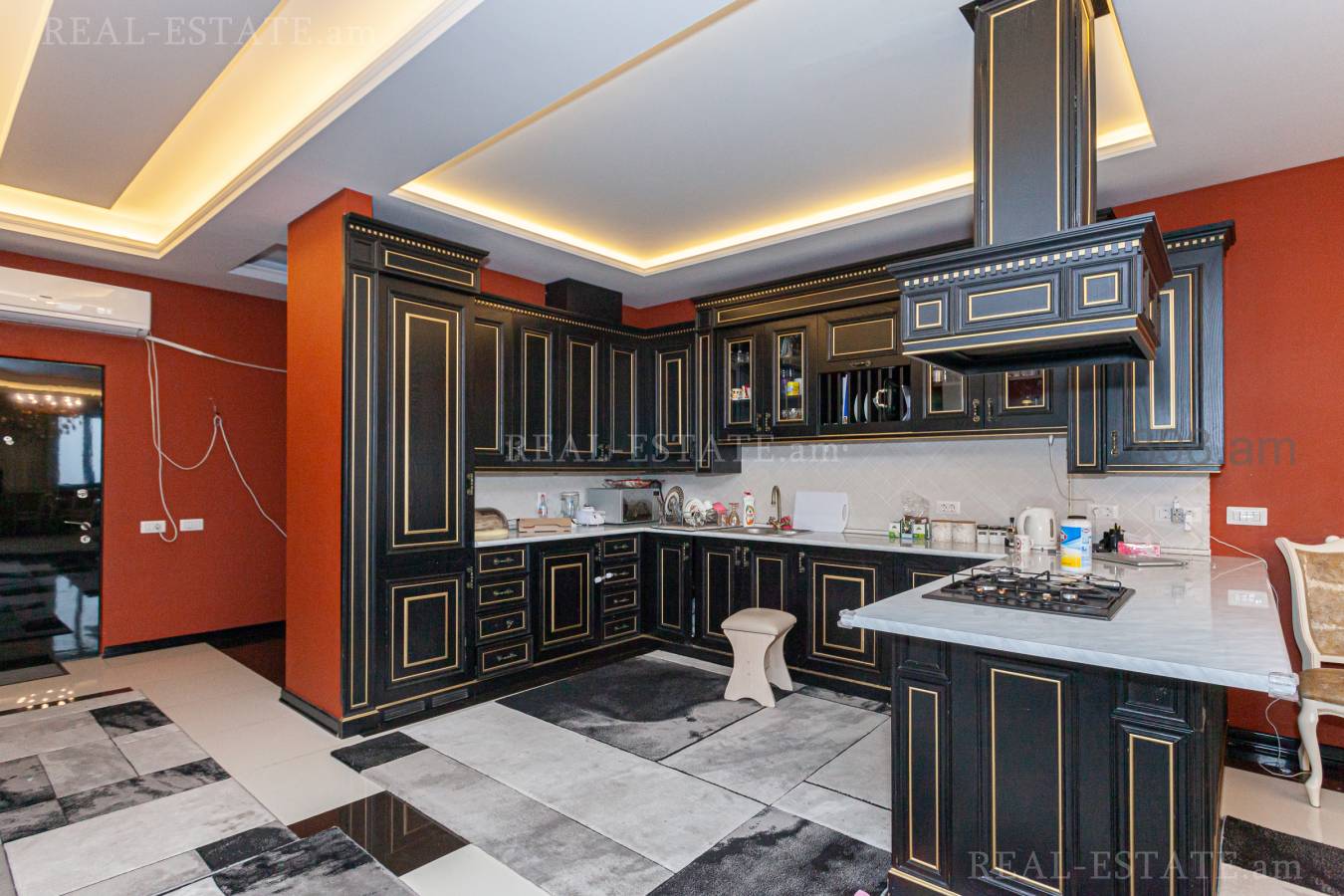 3 bedroom apartment for sale Keri St, Arabkir Yerevan, 131701