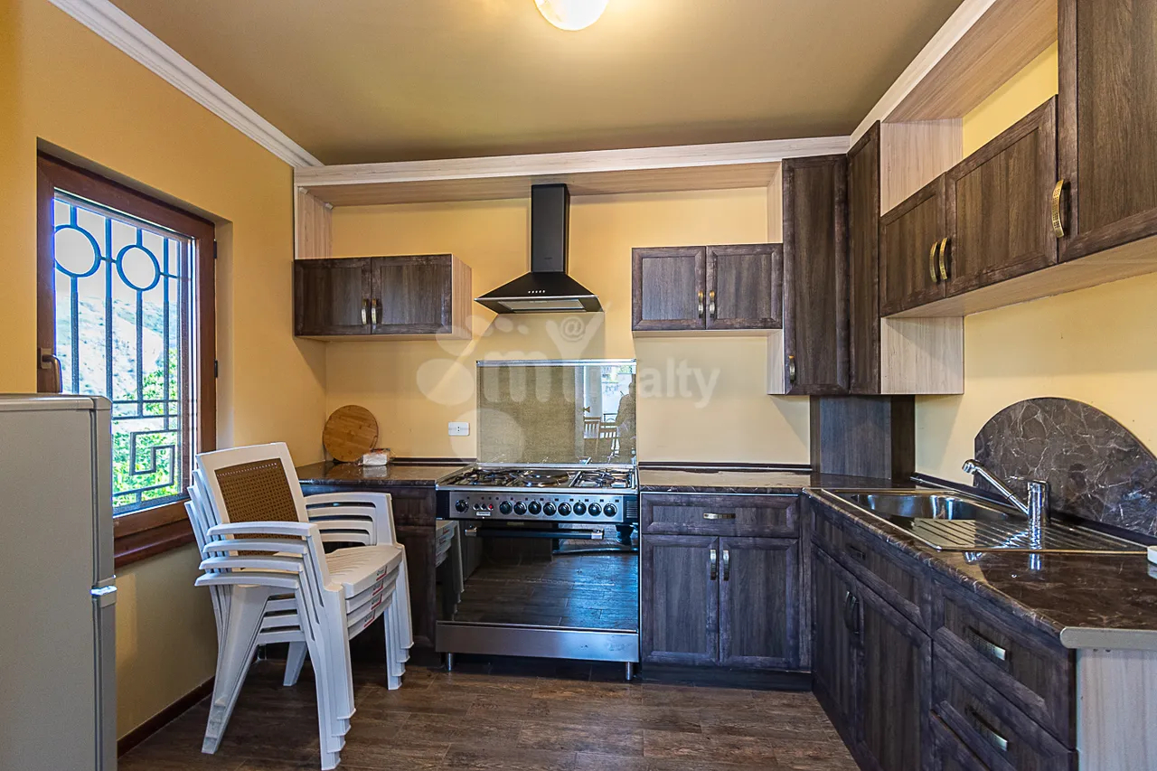 House for sale Garni, Garni Kotaïque, 161231