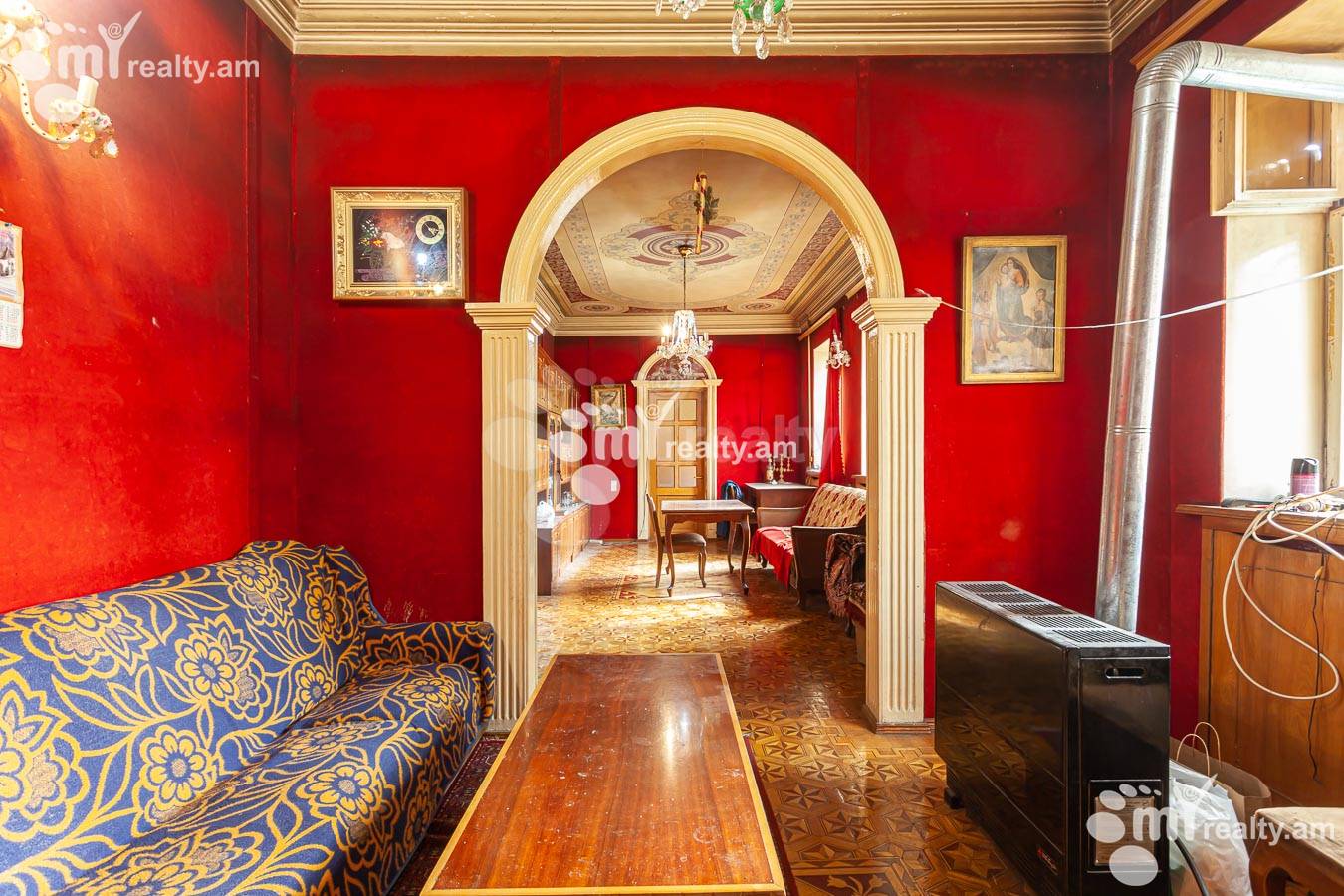 Купить дом Чаренц ул, Центр Ереван, 155335