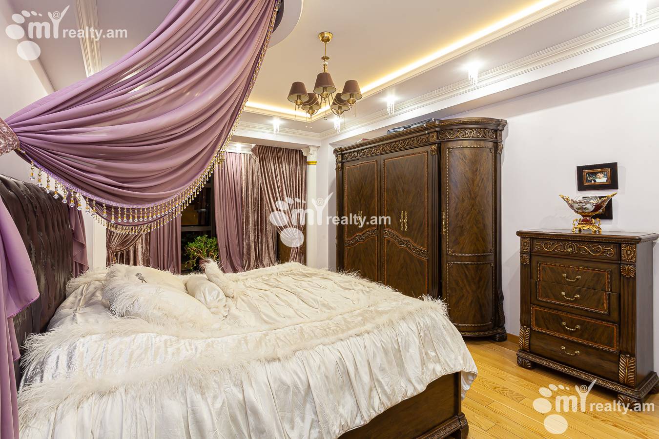 3 bedroom apartment for rent خیابان آدونس, عربگیر ایروان, 154260