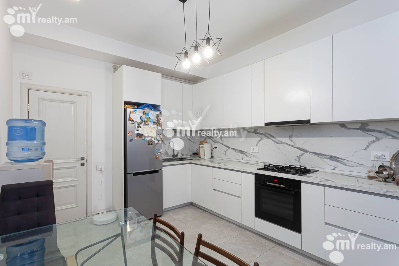 3 bedroom apartment for sale خیابان برادران اوربِلی, عربگیر ایروان, 154226