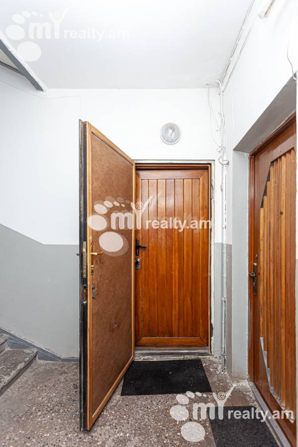 2 սենյականոց բնակարան  Նալբանդյան փող, Կենտրոն Երևան, 151701