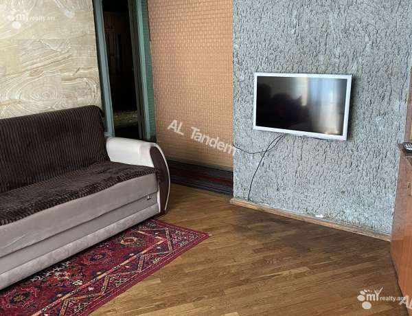 3-senyakanoc-bnakaran-vacharq-Yerevan-Center