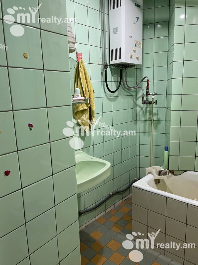 3 bedroom apartment for sale خیابان تومانیان, مرکز شهر ایروان, 155888