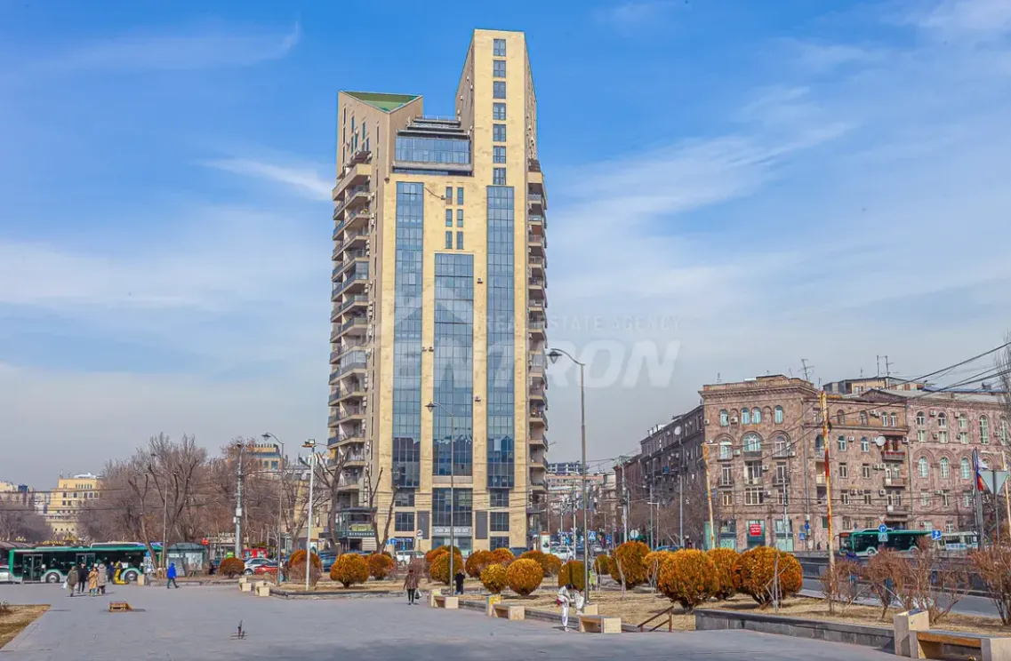 3 սենյականոց բնակարան  Վարդանանց փող, Կենտրոն Երևան, 159927