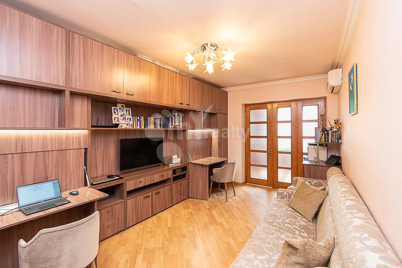 2 bedroom apartment for sale Komitas Ave, Arabkir Yerevan, 161464