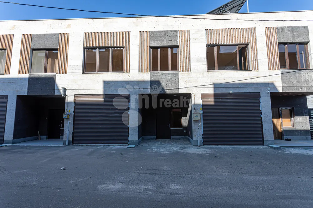 norakaruyc-tun/N.+Safaryan+St/Avan/Yerevan