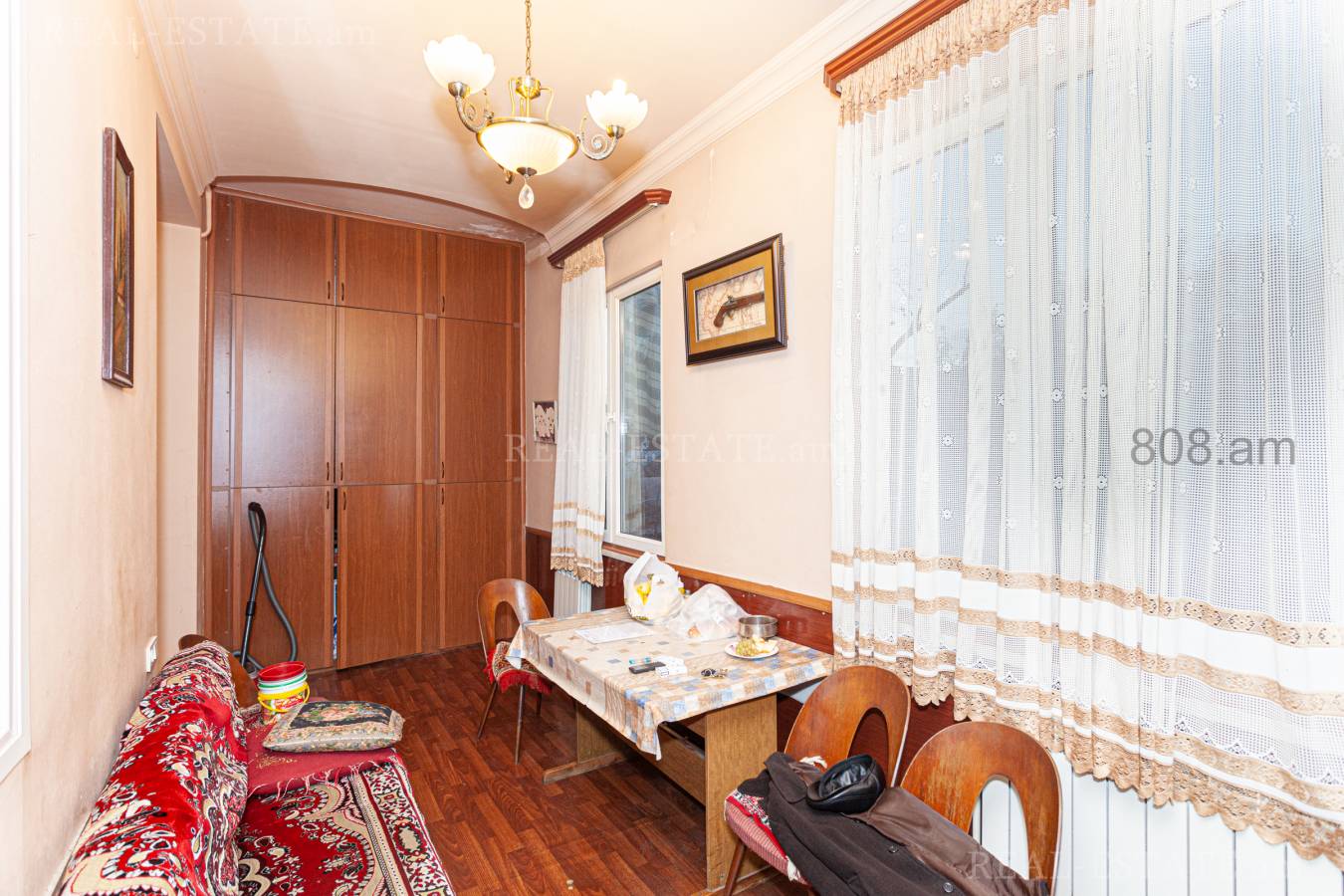 3 սենյականոց բնակարան  Կիևյան փող, Արաբկիր Երևան, 132519