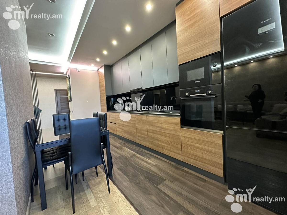 Купить 4 комнатную квартиру Севак ул, Канакер-Зейтун Ереван, 156160