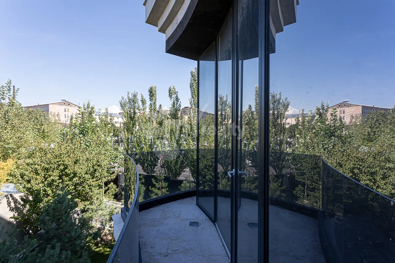 Купить 2 комнатную квартиру Г. Овсепян ул, Норк-Мараш Ереван, 157397