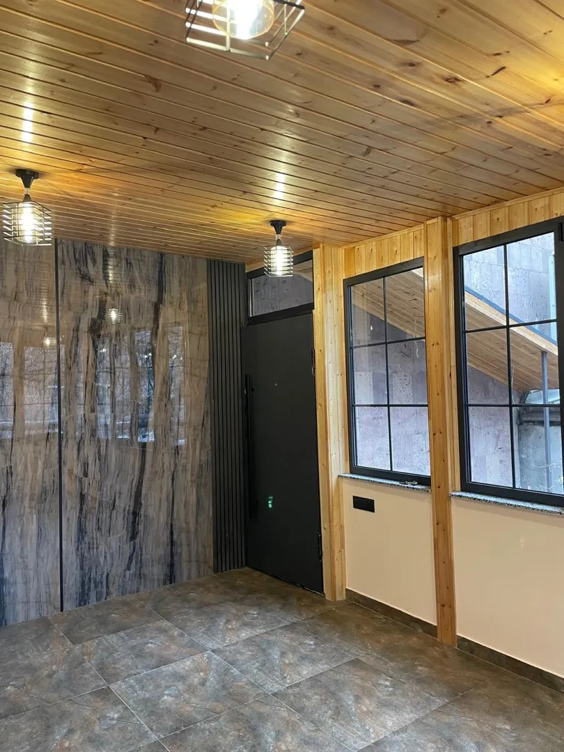 Commercial for rent خیابان واردانانتس, مرکز شهر ایروان, 160615