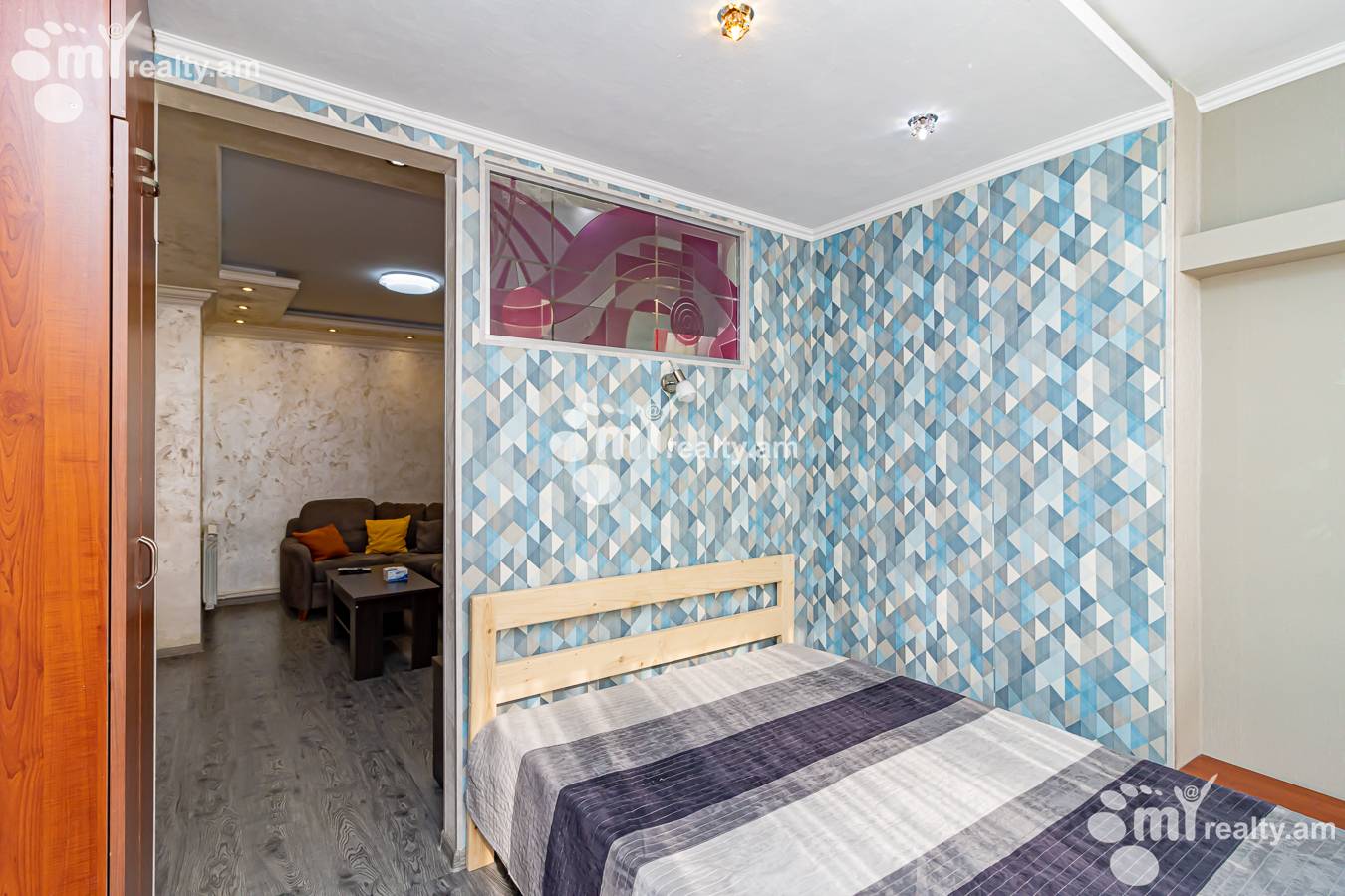 2 սենյականոց բնակարան վարձով Մոսկովյան փող, Կենտրոն Երևան, 155760