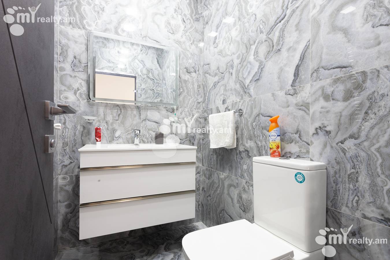 3 bedroom apartment for sale خیابان گ. هوفسِپیان, نورک ماراش ایروان, 146751