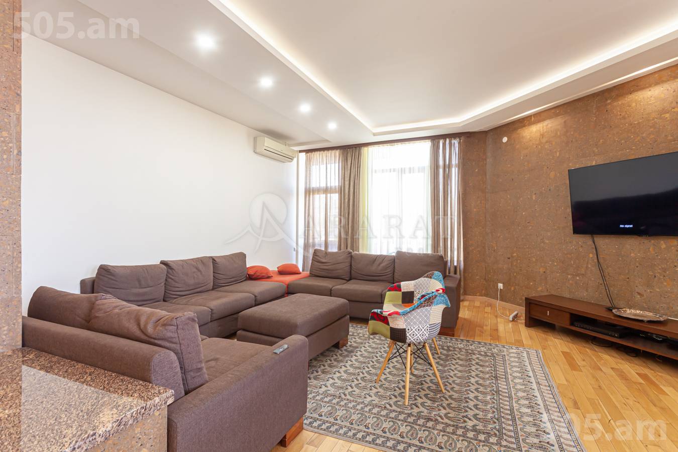 4 bedroom apartment for rent Azatutyan Ave, Arabkir Yerevan, 154351
