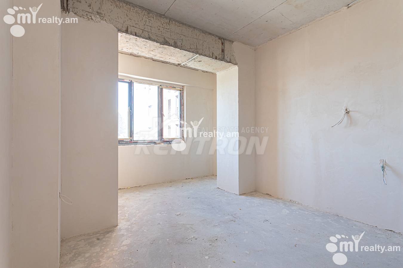 4 սենյականոց բնակարան  Էմինեսկու փող, Քանաքեռ-Զեյթուն Երևան, 157067