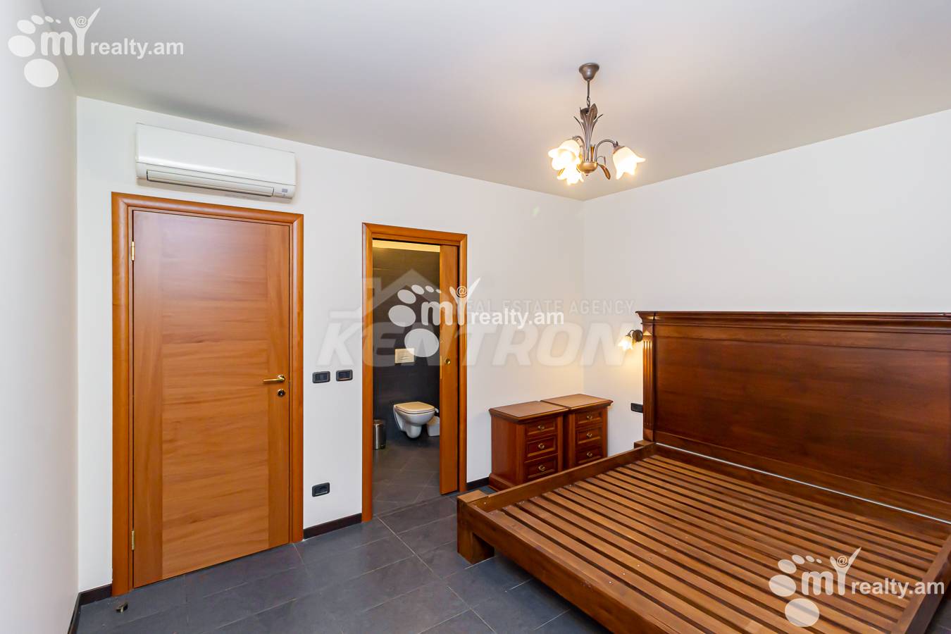 3 bedroom apartment for rent Vazgen Sargsyan St, Center Yerevan, 153246