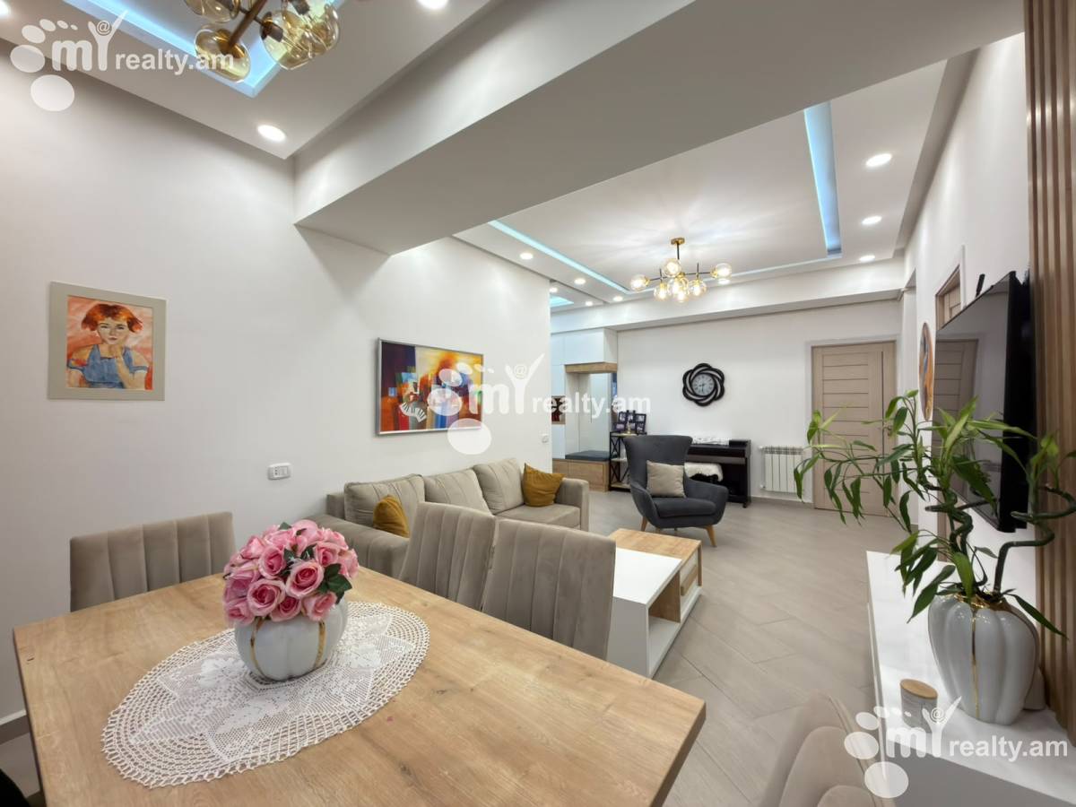 3 bedroom apartment for sale خیابان و. واقارشیان, عربگیر ایروان, 161082