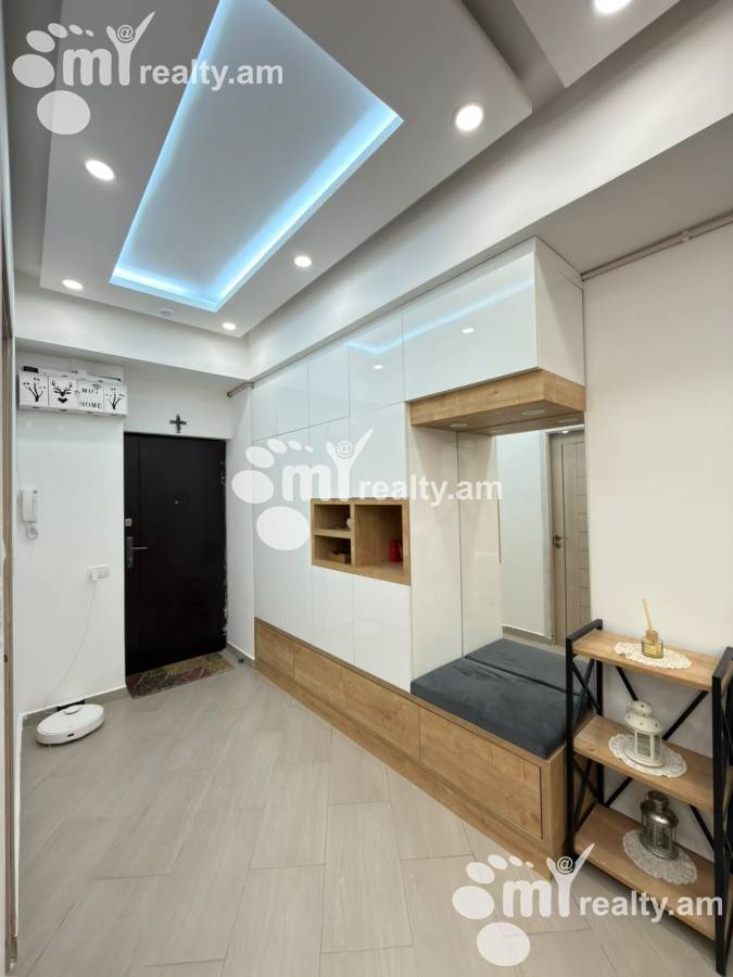 3 bedroom apartment for sale خیابان و. واقارشیان, عربگیر ایروان, 161082
