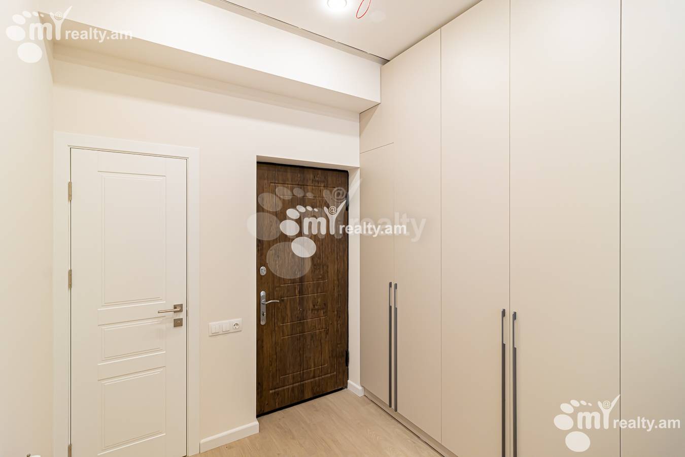 Купить 2 комнатную квартиру Амбардзумян ул, Арабкир Ереван, 154195