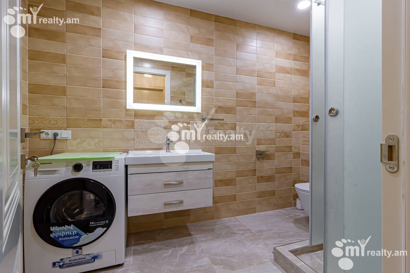 3 bedroom apartment for rent خیابان پارونیان, مرکز شهر ایروان, 151499