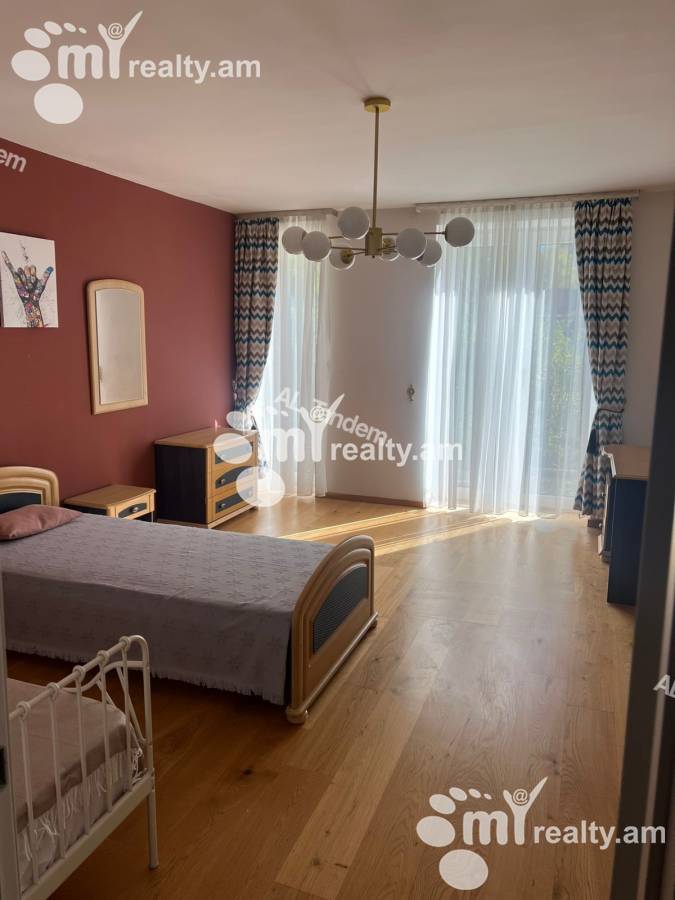 Снять 4 комнатную квартиру Мамиконянц ул, Арабкир Ереван, 158202