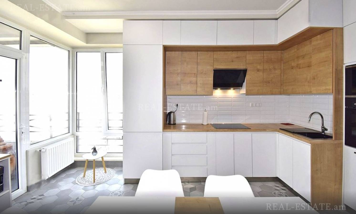 3 սենյականոց բնակարան  Սևակի փող, Քանաքեռ-Զեյթուն Երևան, 125978