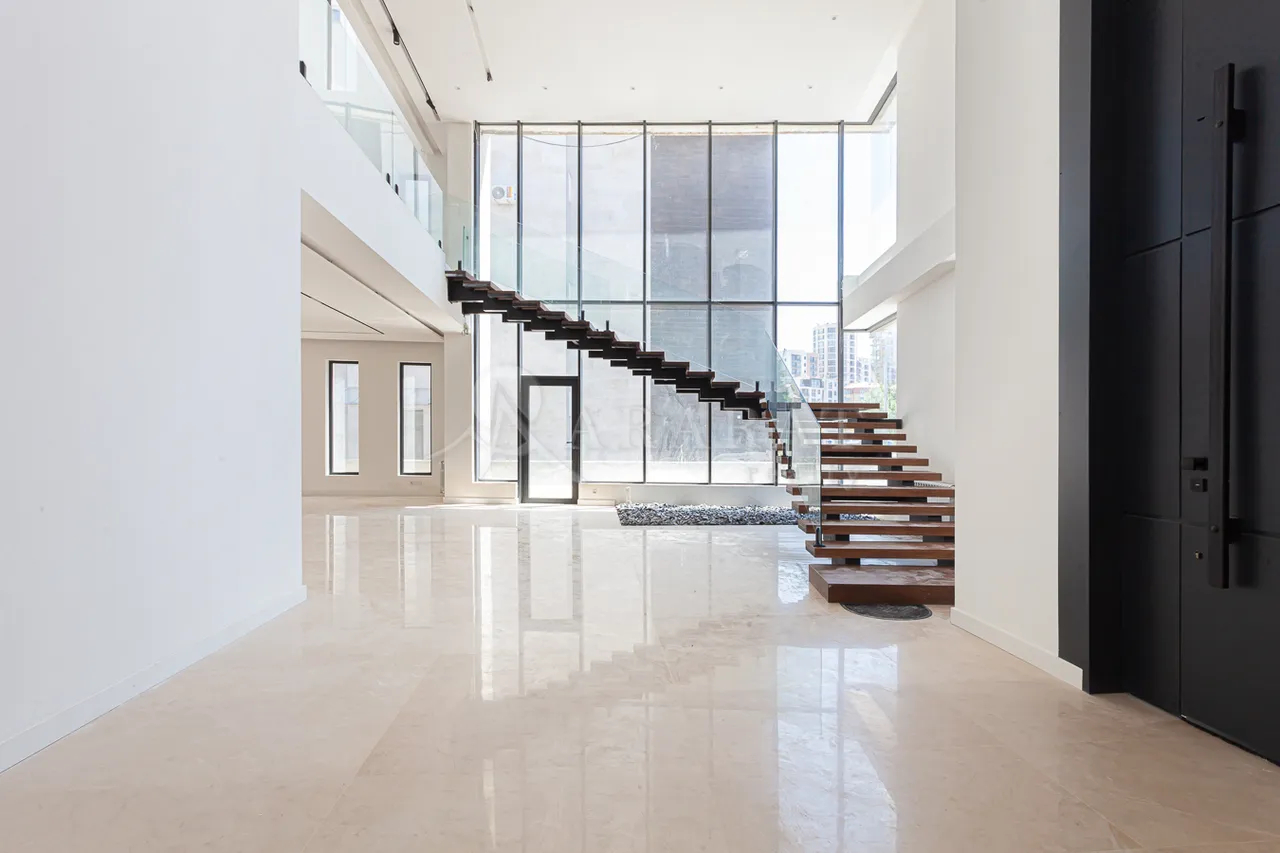 House for rent Antarayin St, Center Yerevan, 158350