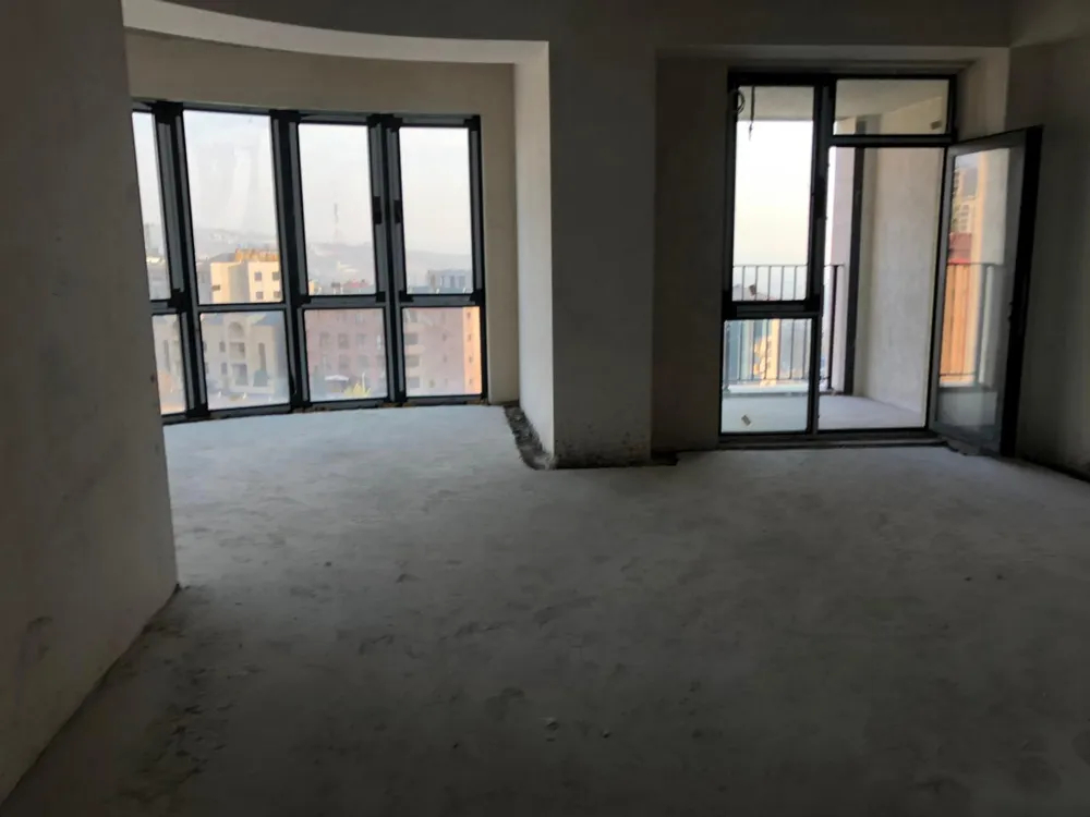 4-bedroom/apartment-for-sale-in-new-construction/Aghbyur+Serob+St/Arabkir/Yerevan