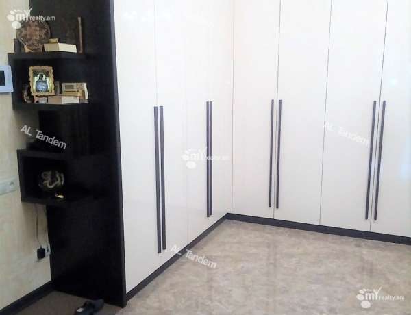 3-senyakanoc-bnakaran-vacharq-Yerevan-Achapnyak