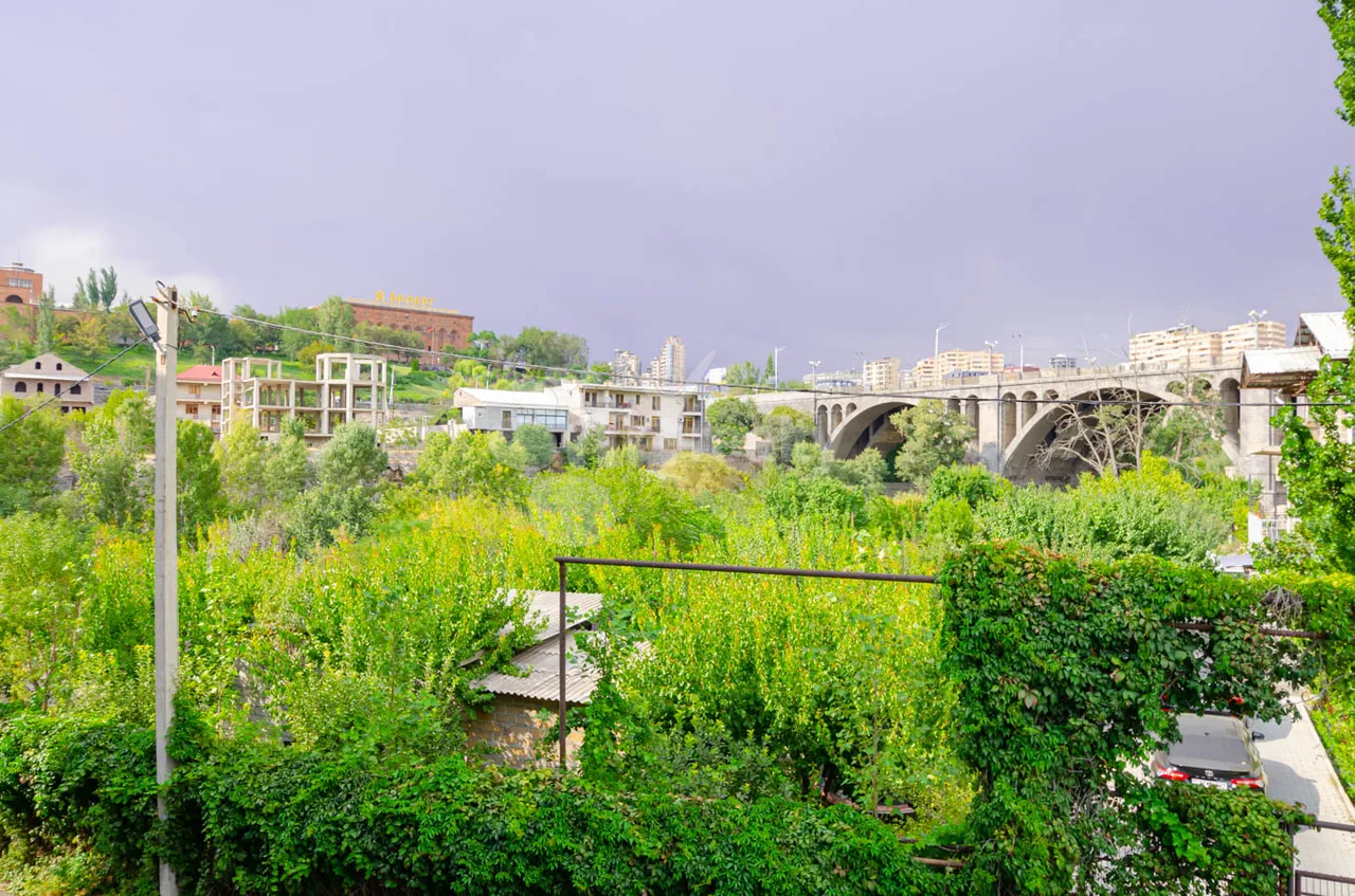 3 bedroom apartment for rent Argishti St, Center Yerevan, 157835