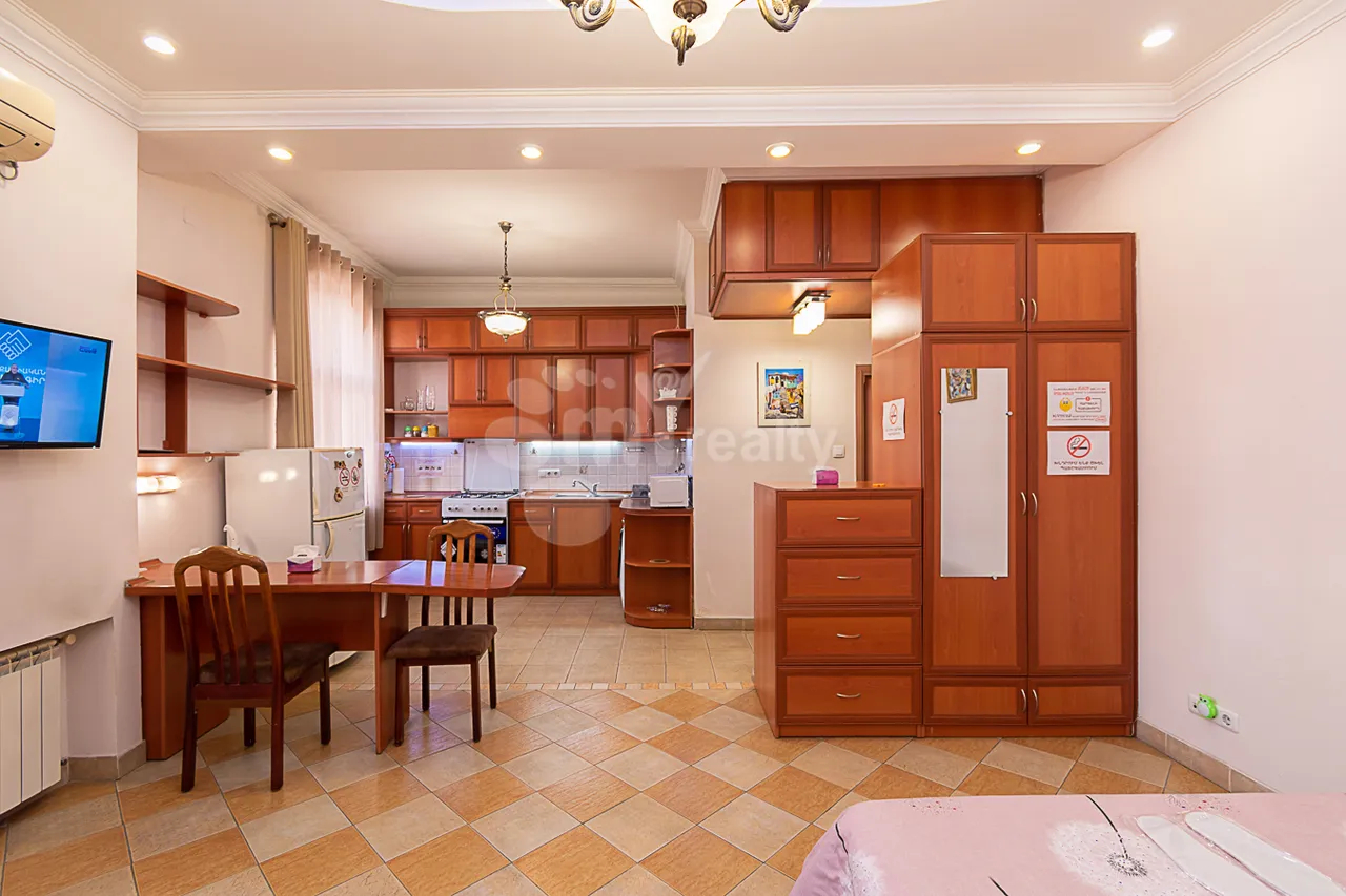 1 bedroom apartment for sale خیابان کوریون, مرکز شهر ایروان, 159843