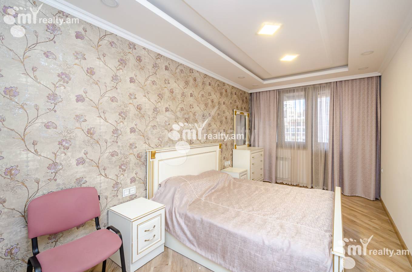 3 bedroom apartment for rent Koghbatsi St, Center Yerevan, 153193