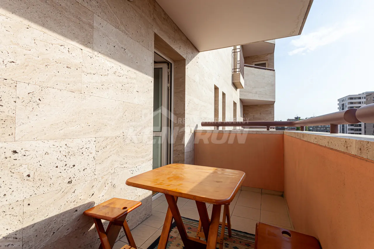 Снять 2 комнатную квартиру Кохбаци ул, Центр Ереван, 158128