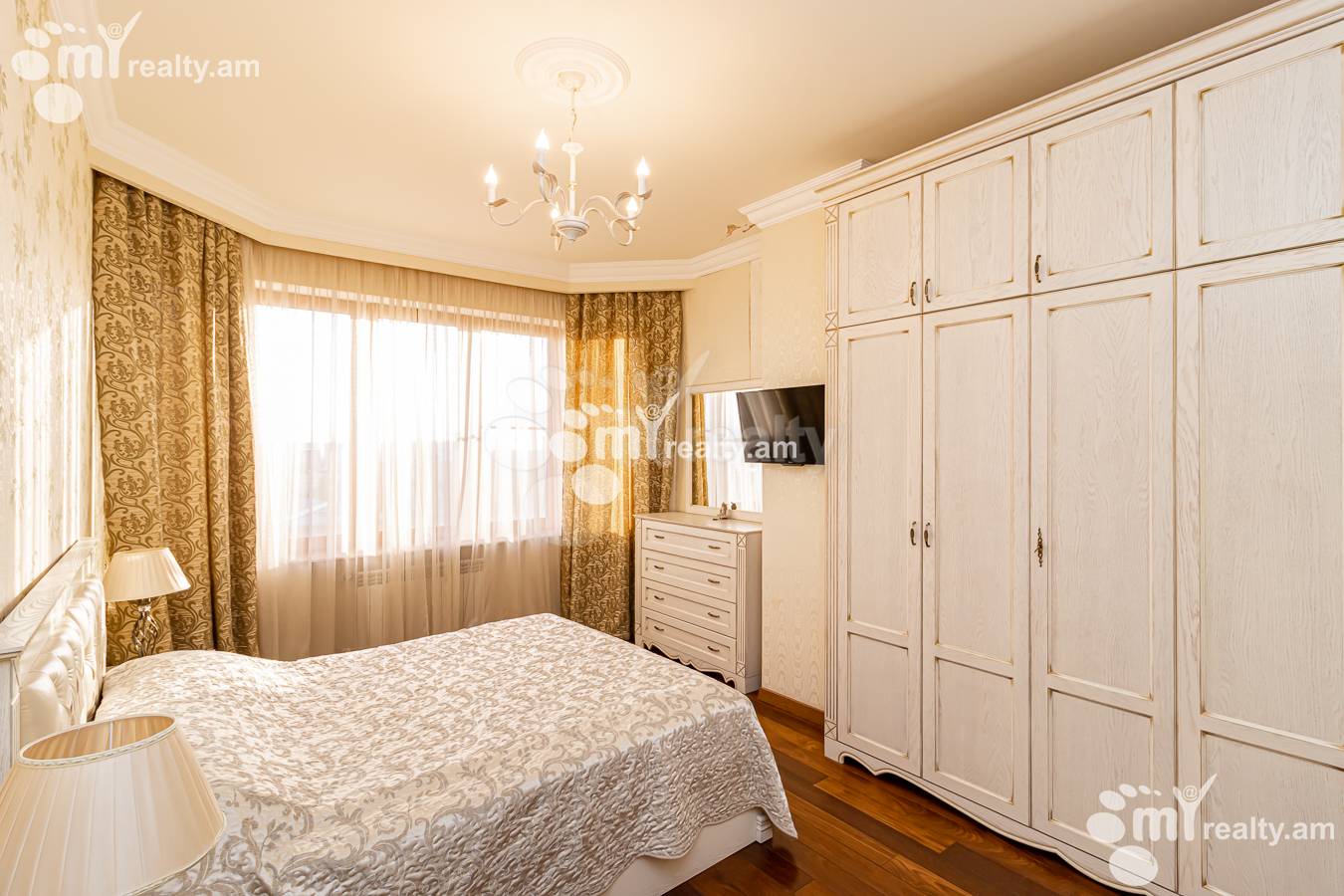 4 bedroom apartment for sale Vardanants St, Center Yerevan, 151513